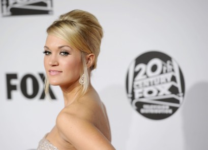 pics of carrie underwood pregnant. Carrie Underwood got married